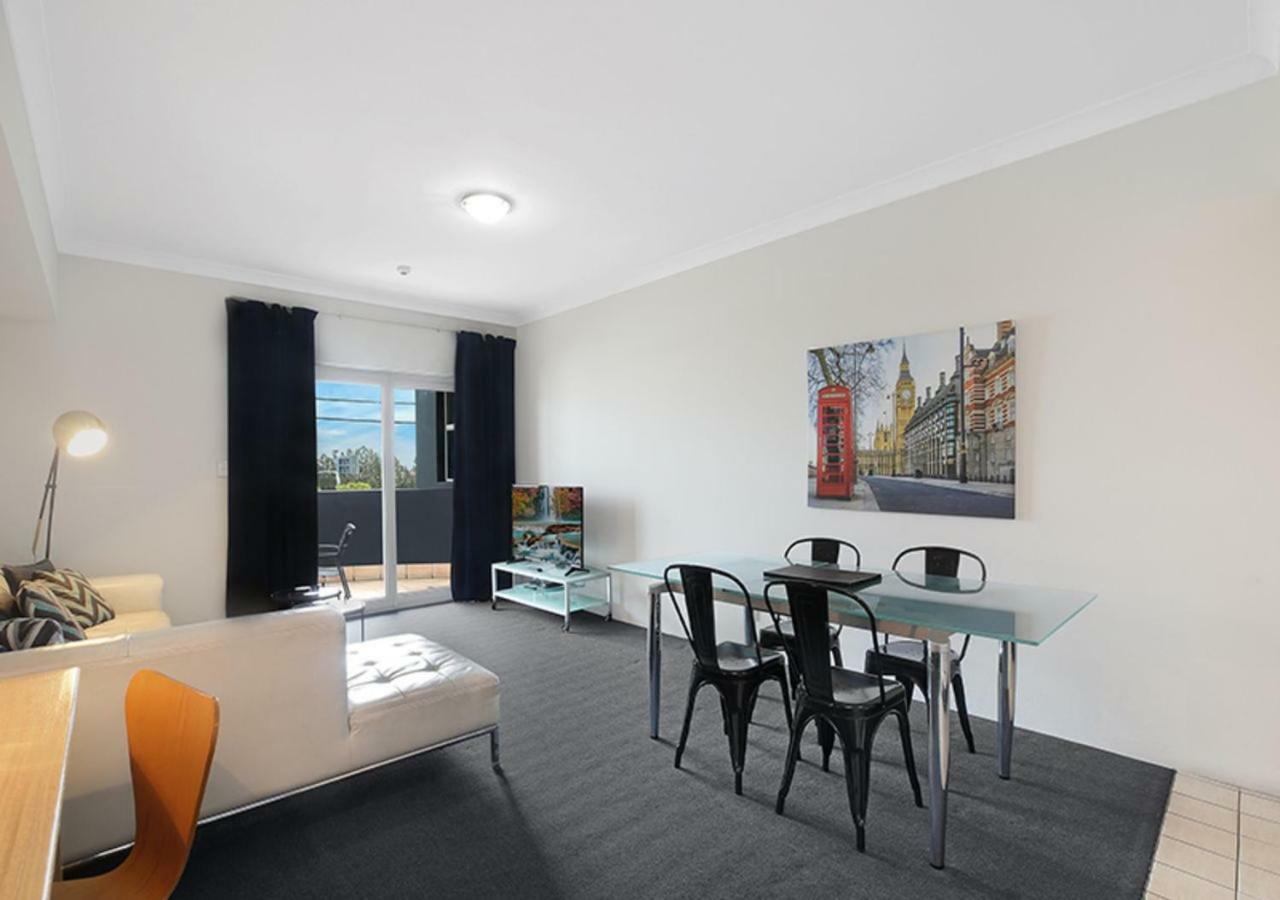Sydney Airport Suites Esterno foto